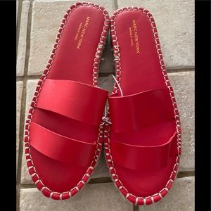 Marc New York Andrew Marc Maggie Sz 9 Red Faux Leather Jute Sole Sandals